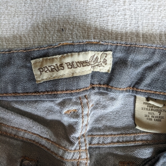 Juniors size 7 shorts - Picture 2 of 2